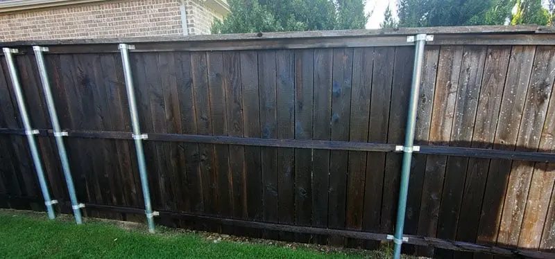 Fence Installation by A Star Roofing of Texas in the Fort Worth area